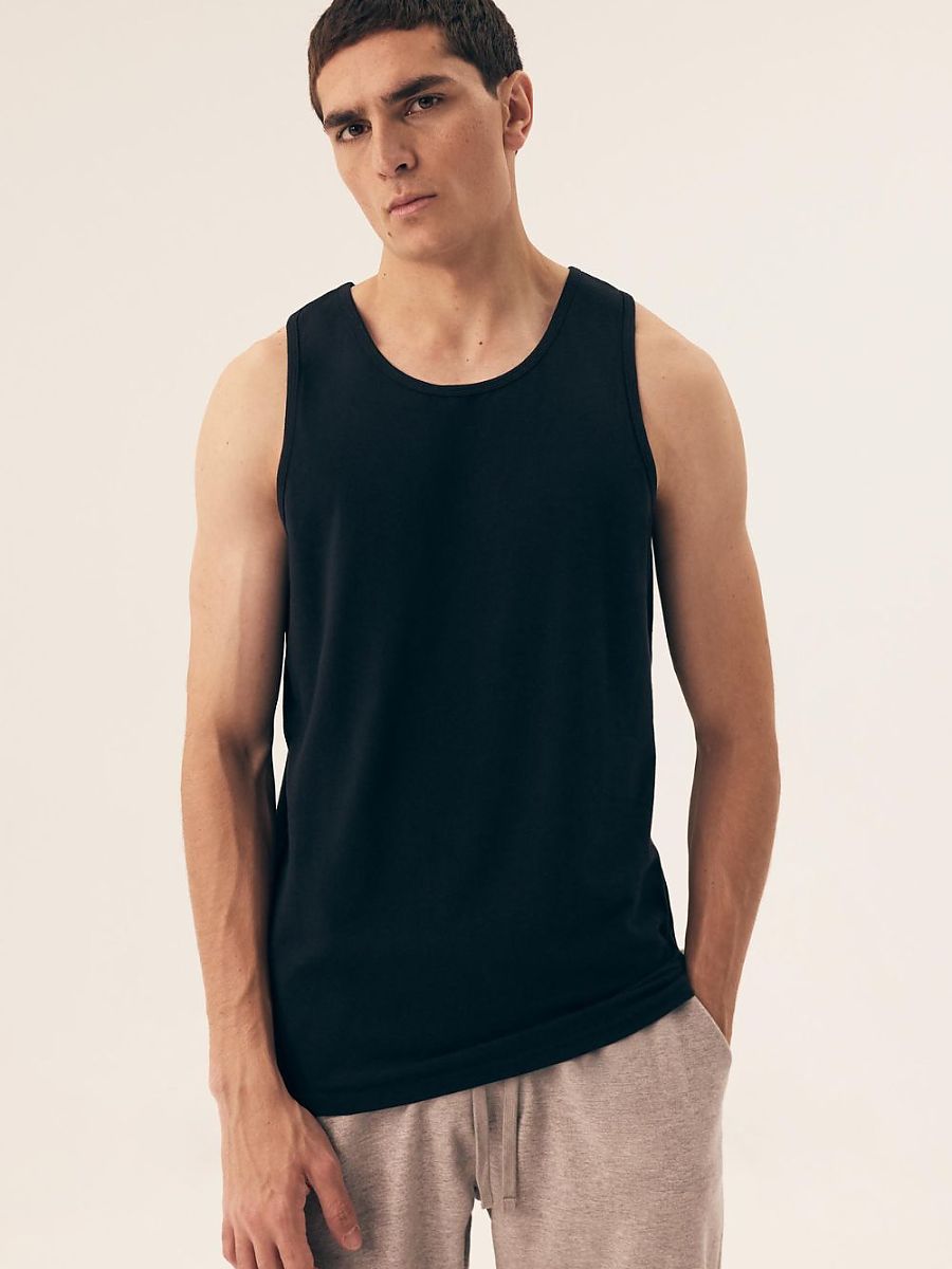 Singlet Model Black Comfort